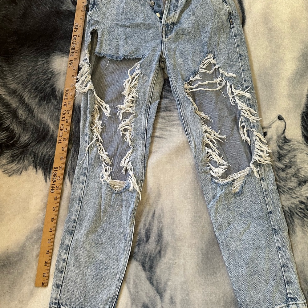 PacSun Light Blue Denim Jeans ripped